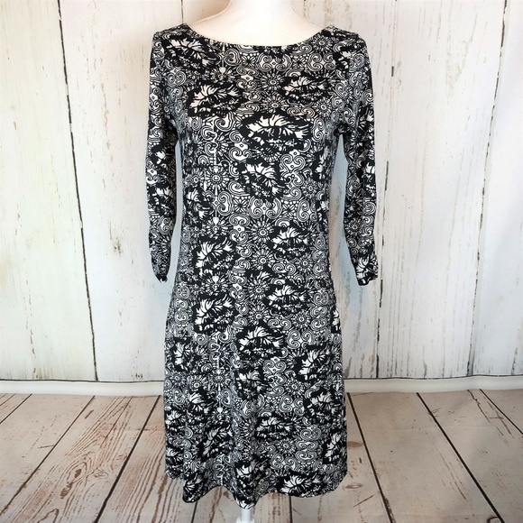 Soybu Dresses & Skirts - 💰2 for $20 Soybu Stretch Knit Dress Black & White